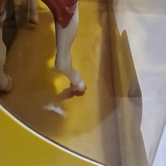 Breyer Spectre Halloween Traditional Model #1876 Glows In The Dark - Picture 10 of 13